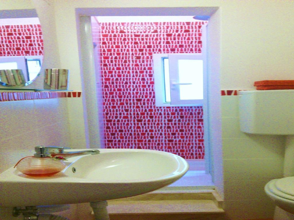 Appartamento Mughetto Florens Rum bild